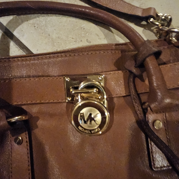 Michael Khors Hamilton Satchel - Picture 6 of 8